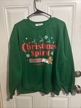 Wound Up Green "Christmas Spirit" Graphic Crewneck Sweatshirt